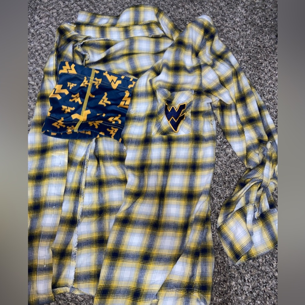 WVU! Game day outfit! Selling together